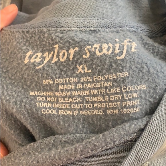 Taylor Swift Folklore “Stars Around..” Sweatshirt - Picture 4 of 5